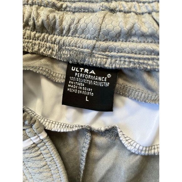 NWT! Ultra Performance Gray White Sports Basketball Shorts Large - Picture 4 of 8